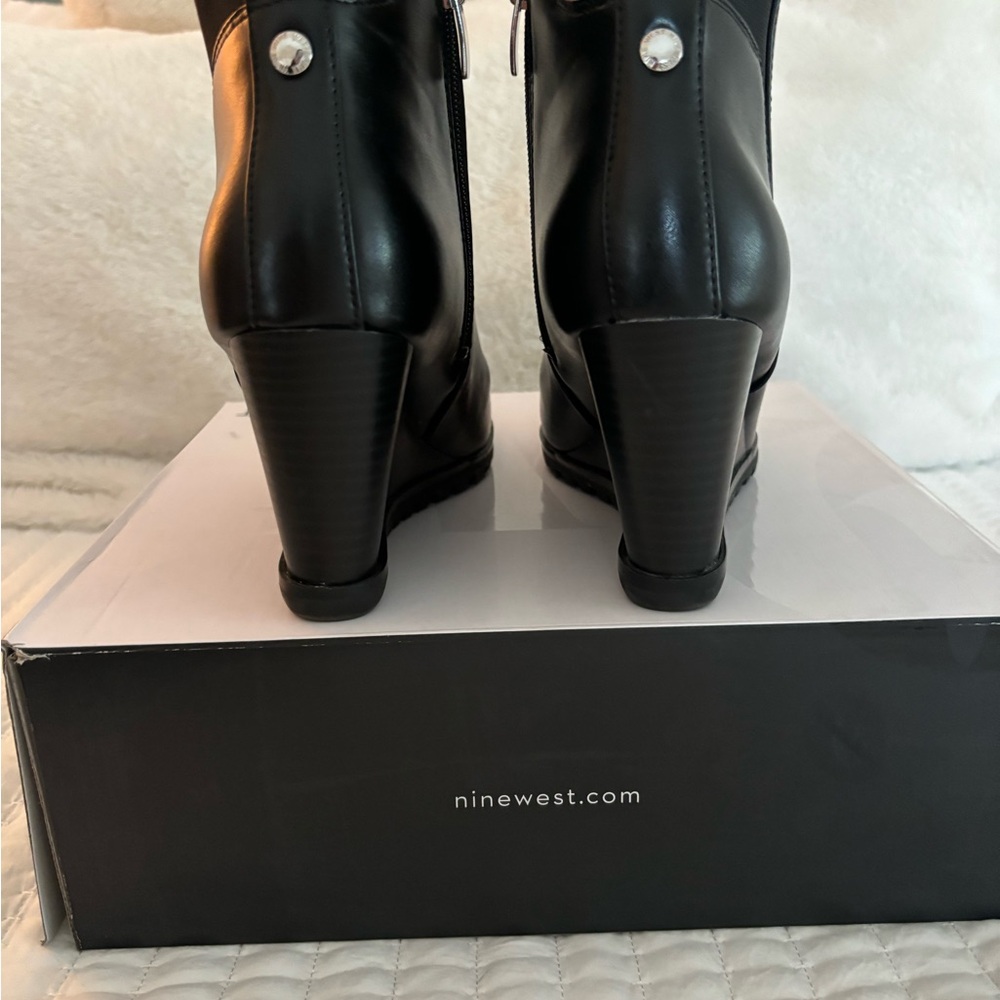 NINE WEST Wedge Booties - Picture 6 of 9